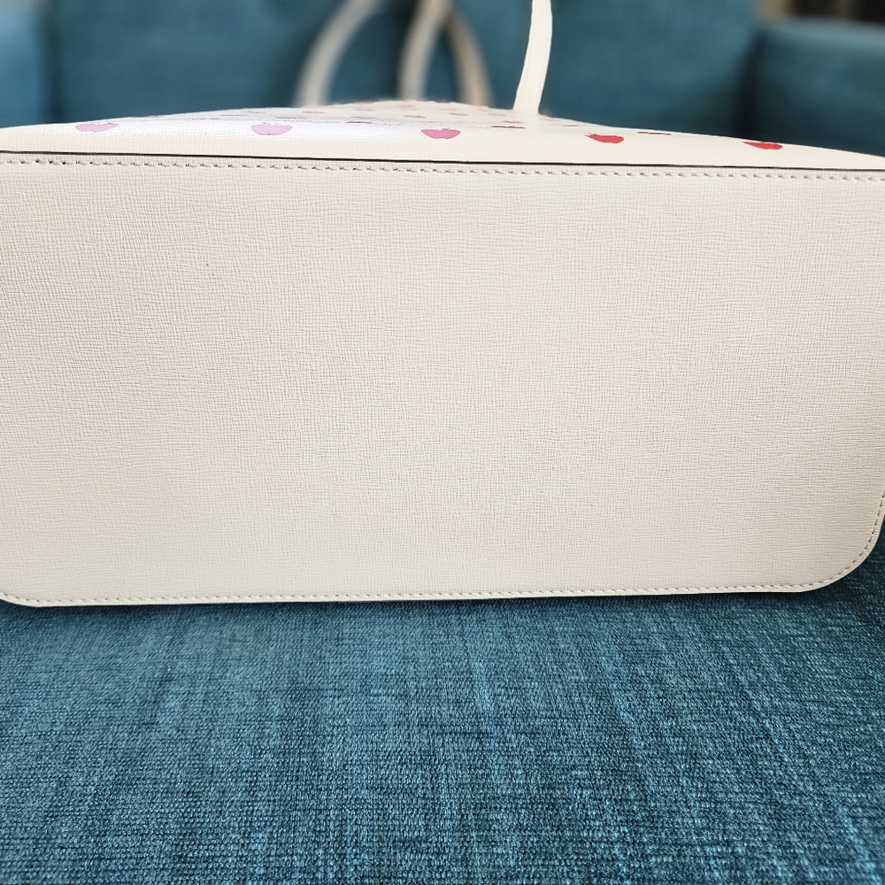 Kate Spade Cream and Red Snow White Tote - Picture 3 of 9